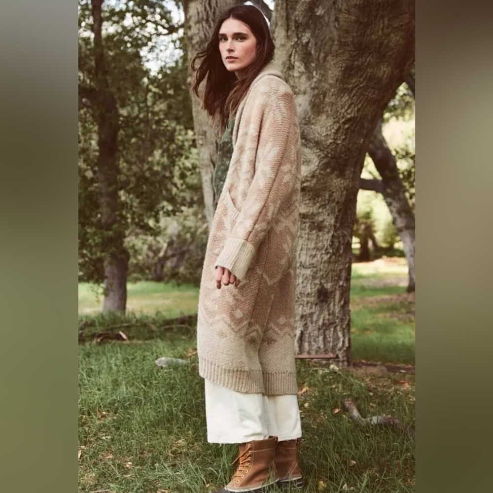 Cozy Tan Women's Sweater - Picture 1 of 10